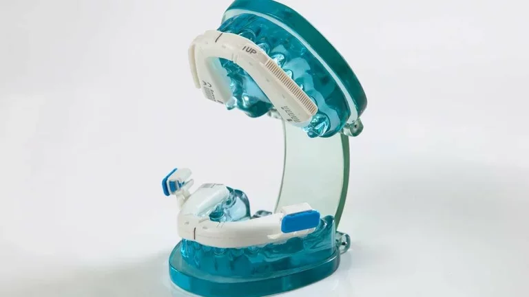 Dispositivo de Avanço Mandibular para Apneia do Sono