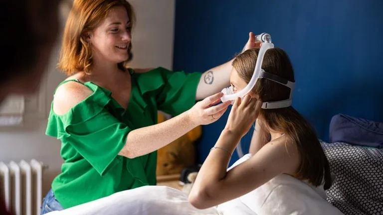 Obstructive sleep apnea in children - therapy initiation (girl) 03