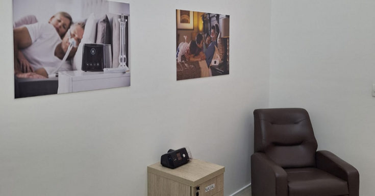 VitalAire Clinic Taguatinga: sala de atendimento para adaptação de CPAP e máscara 